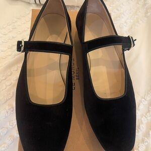 Le Monde Beryl Black Velvet Mary Janes - stunning and gently used - $585